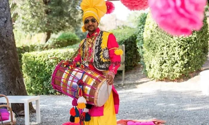 Om radha Krishan rath baggi