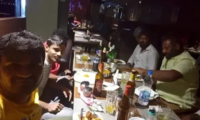 V Grand Family Restaurant