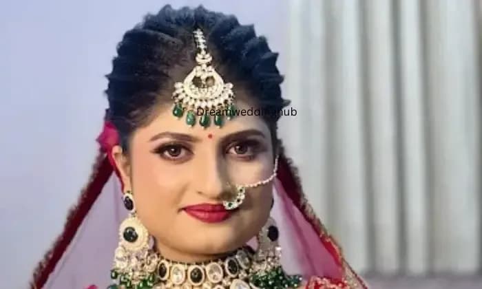 Mahiya Makeup Studio