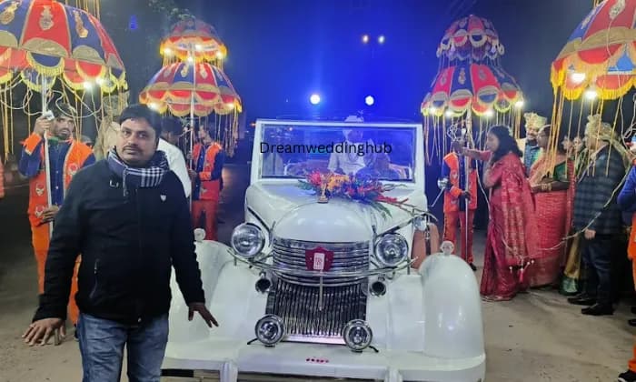 New Saraswati Band Party