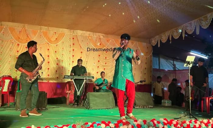 itune Music orchestra