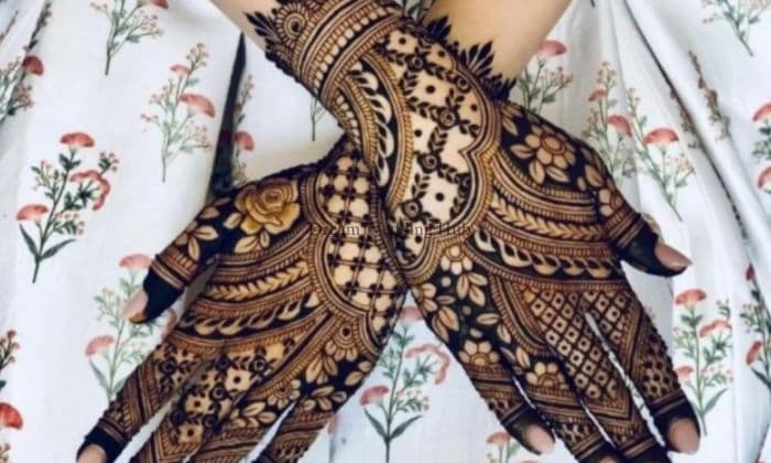 Lokesh mehandi artist