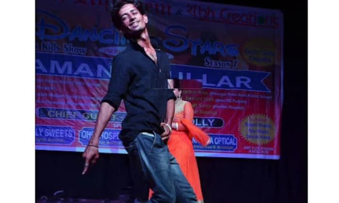 Zero gravity dance studio