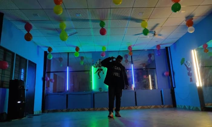 ALL STAR DANCE STUDIO